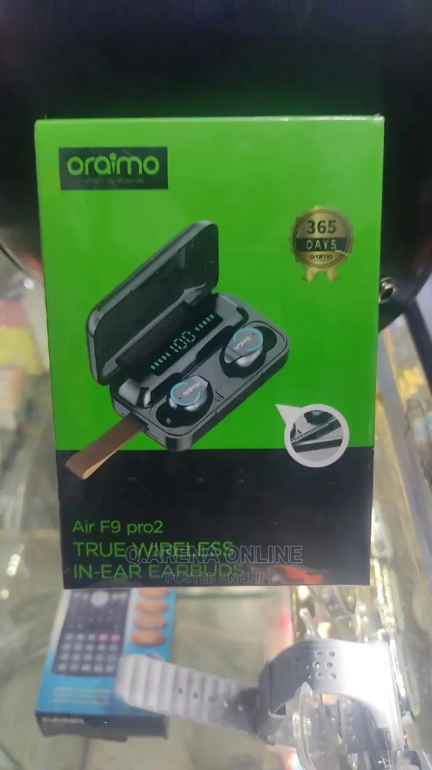 Oraimo F9 Pro In-Ear Earbuds With a Power Bank