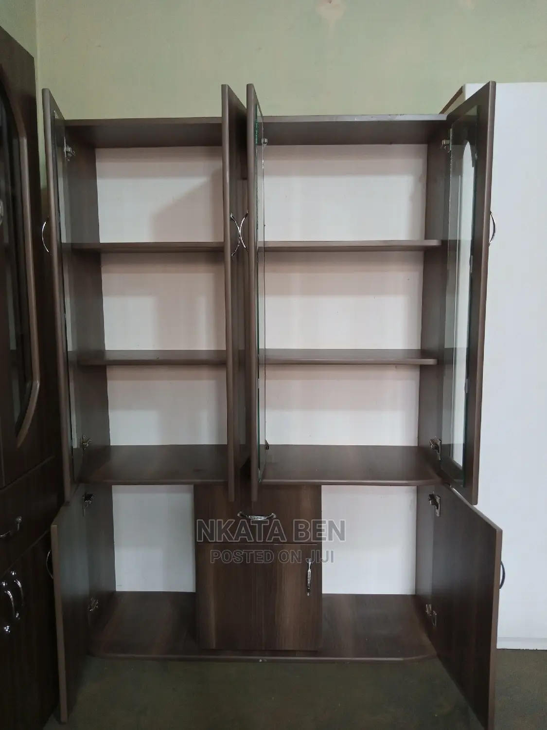 Side Board 4*6 Feet