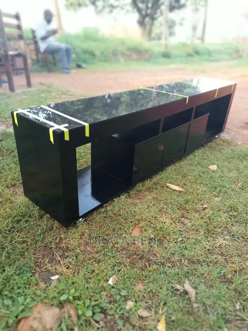 Black Tv Stand 6feet