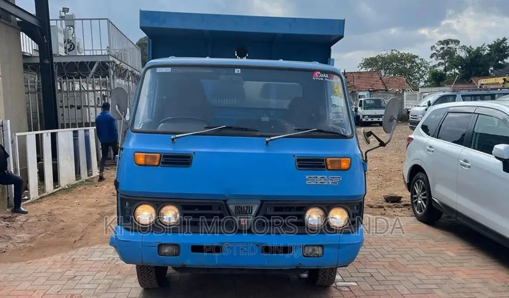 Isuzu Elf Dump 1979