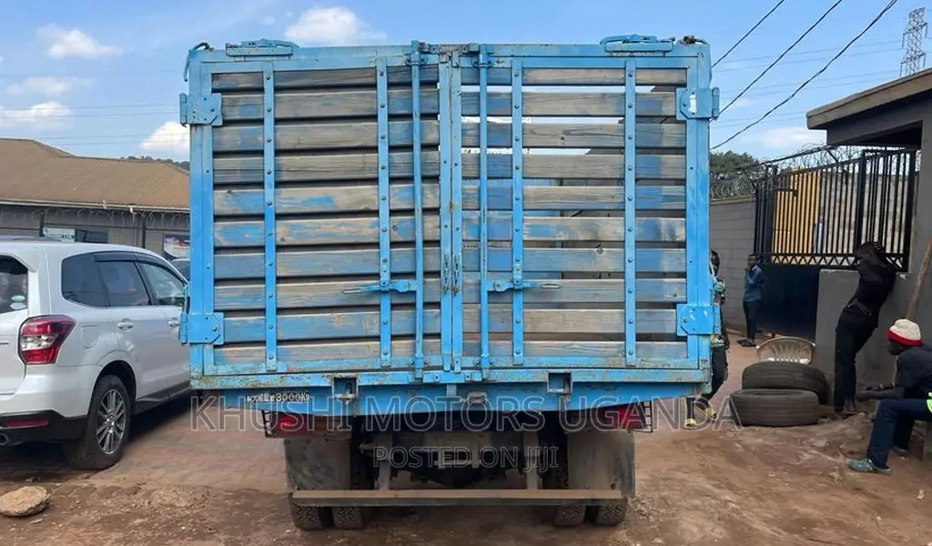 Isuzu Elf Dump 1979