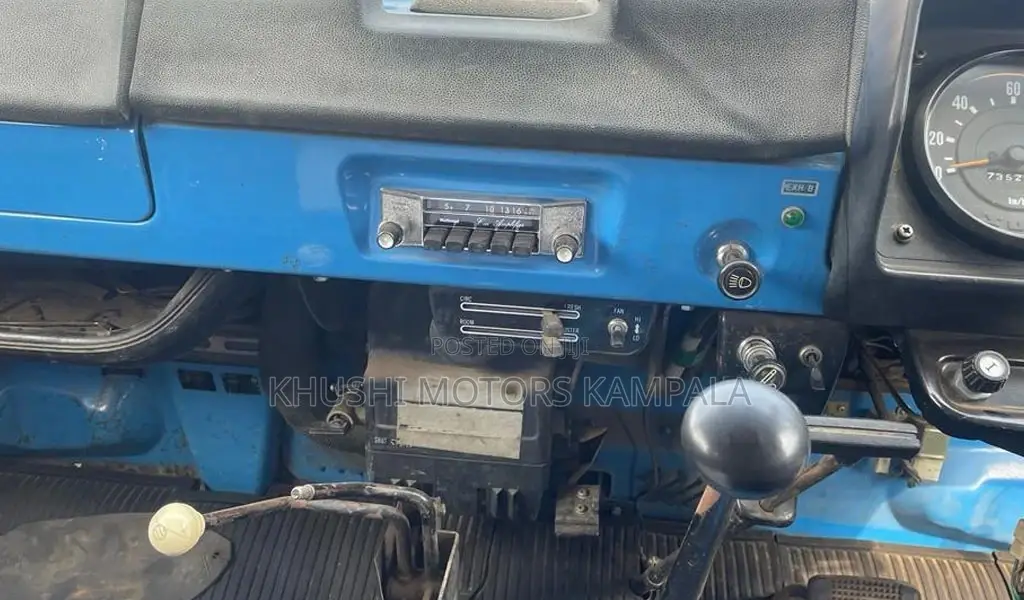 Isuzu Elf Dump 1979
