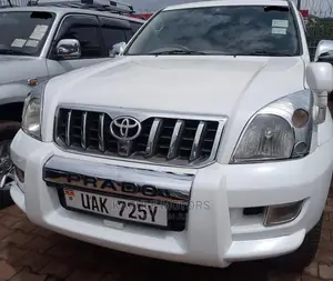 Photo - Toyota Land Cruiser Prado 2006 Off White