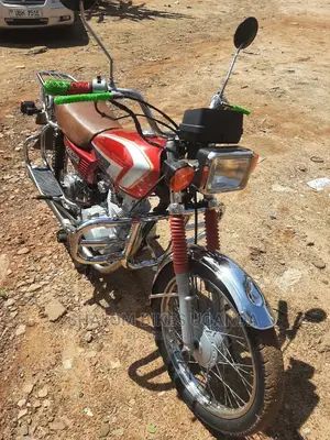 Senke SK125-10 2017 Red