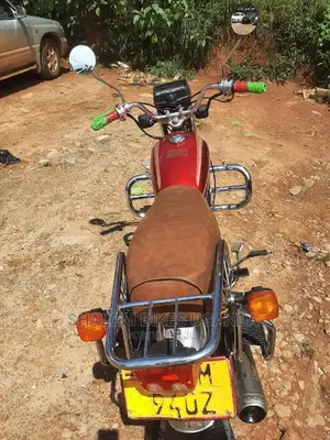 Senke SK125-10 2017 Red