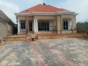 4bdrm Bungalow in Fs Properties Ltd, Central Division for Sale
