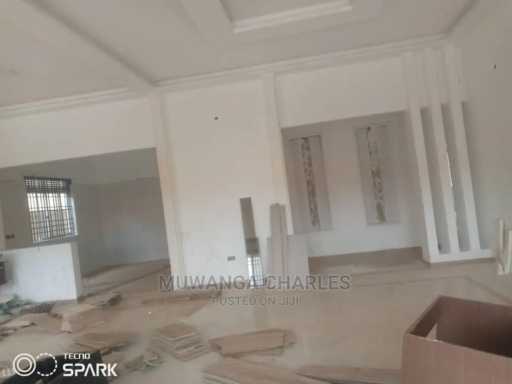 4bdrm Bungalow in Fs Properties Ltd, Central Division for Sale
