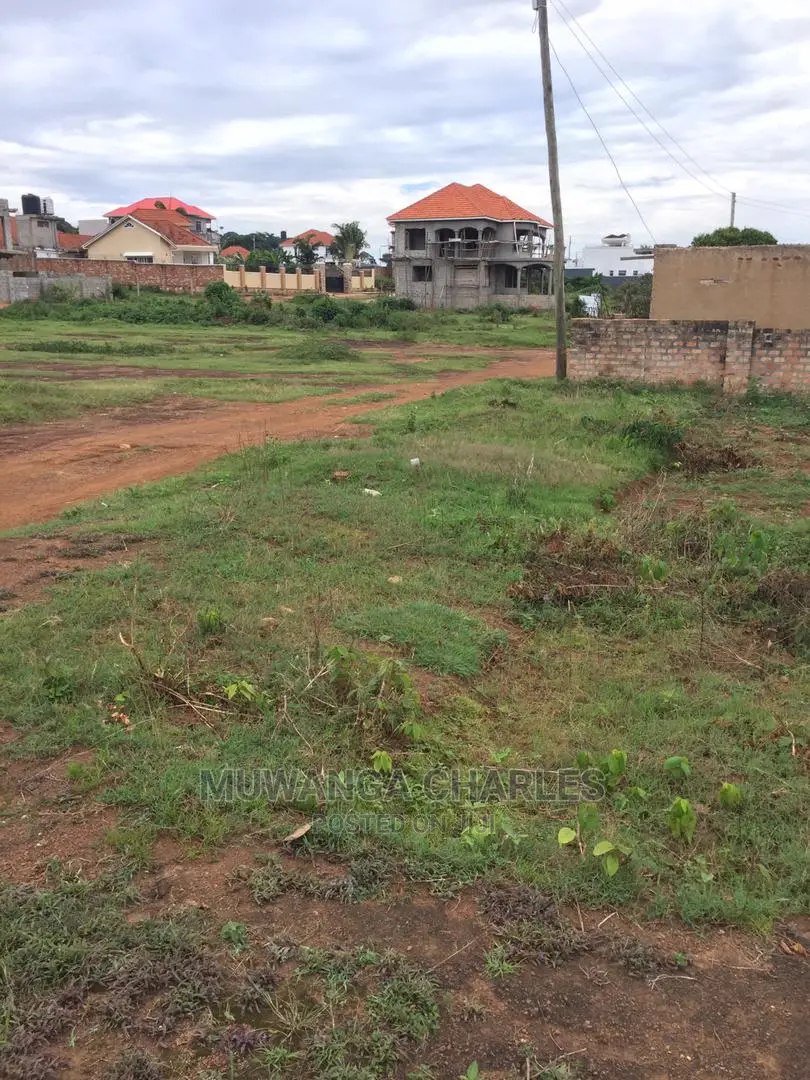 25decimals of Land for Sale in Nkumba