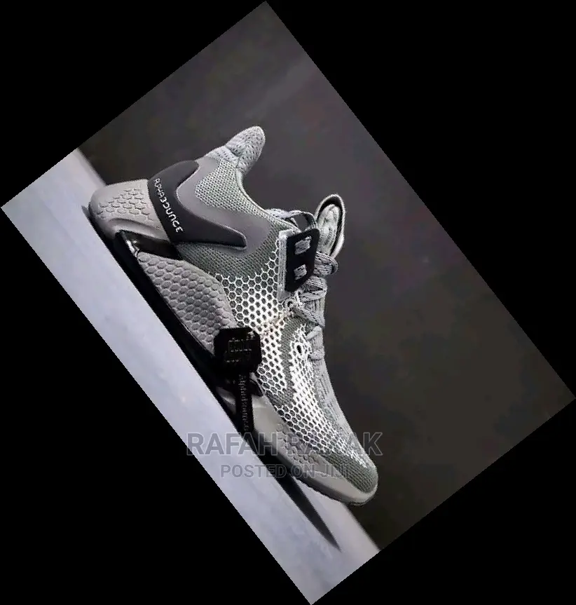 Nike Alpha Bounce
