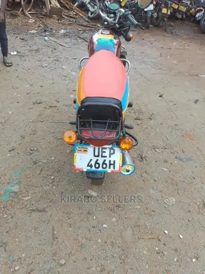 Bajaj Boxer 2019 Red