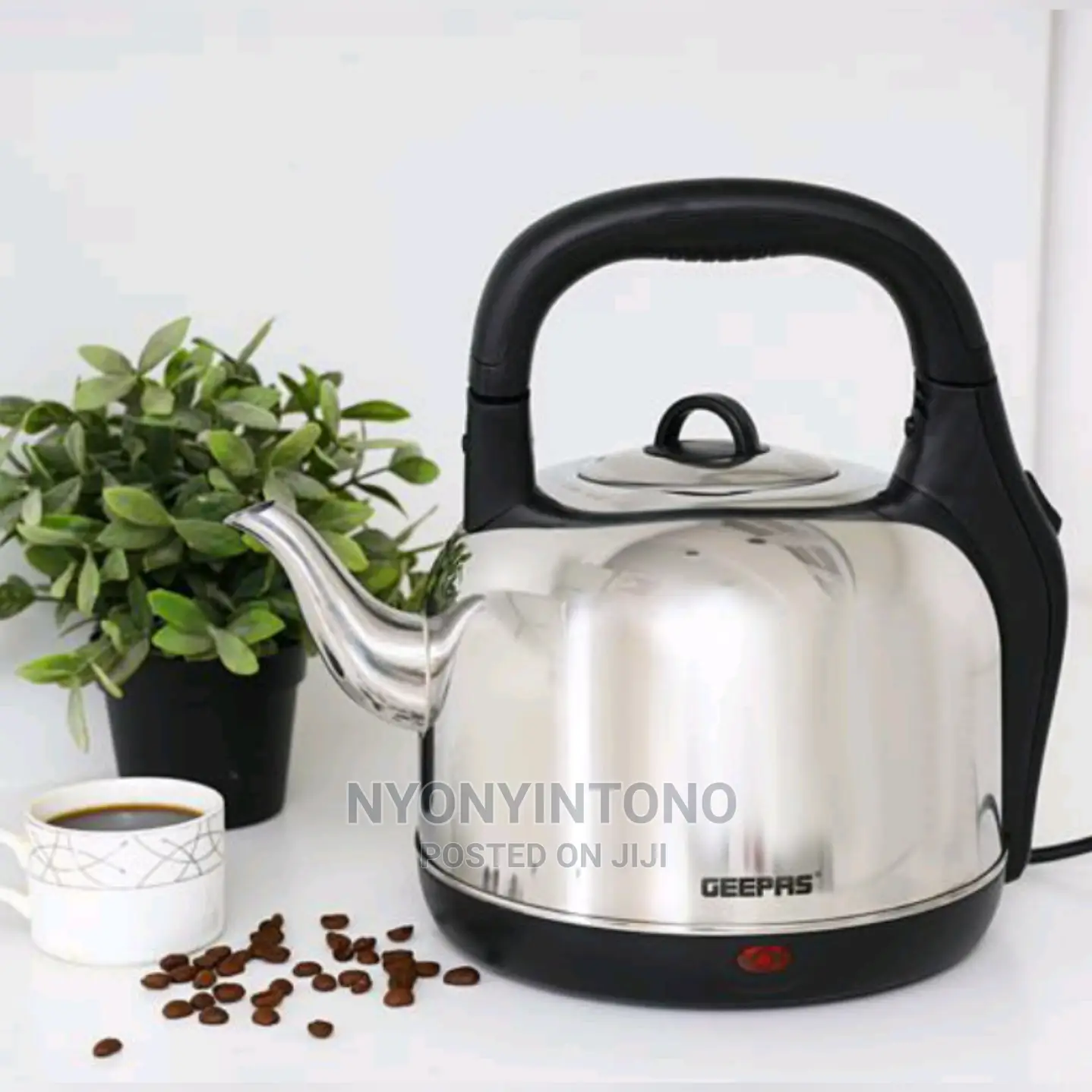 Geepas 4.2liter Kettle