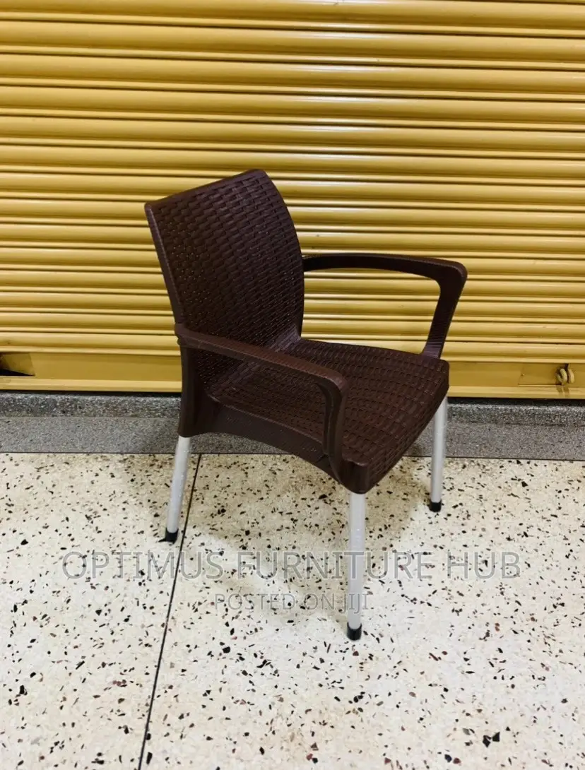 Plastic Chair (Noble, Coffee Brown)