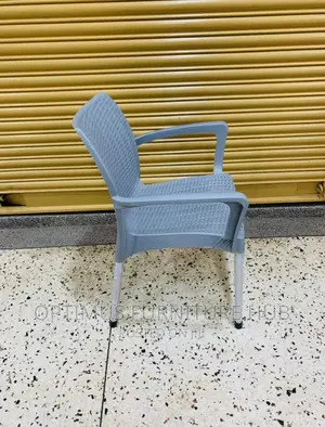 Plastic Chair (Noble, Grey)