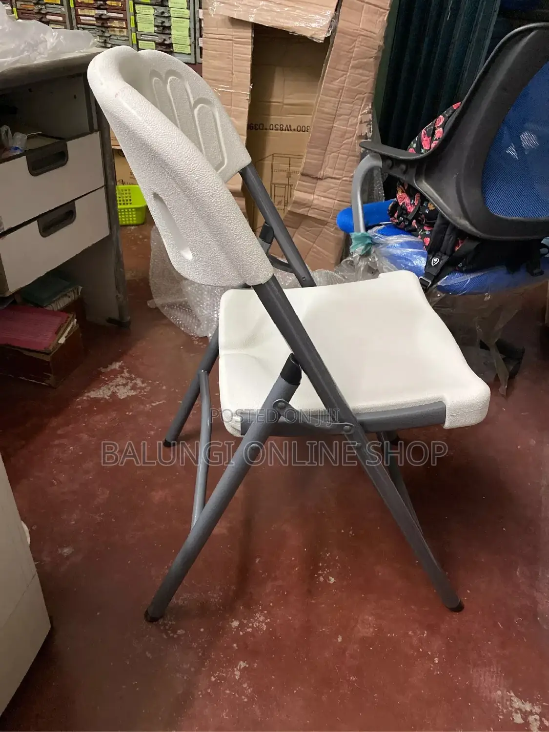 Hard Plastic Chairs