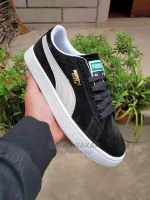 Classic Pumas