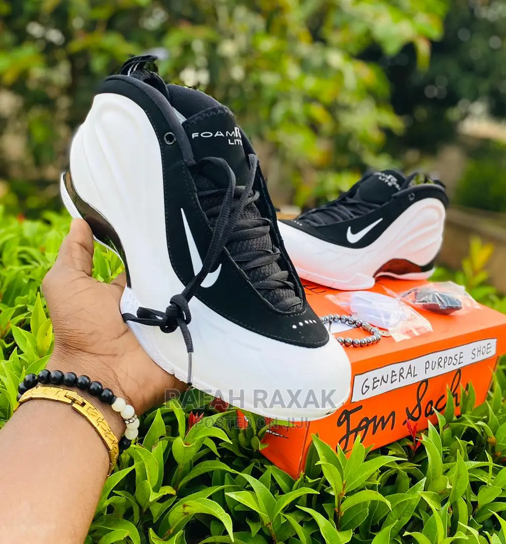 Nike Foamposite Lite