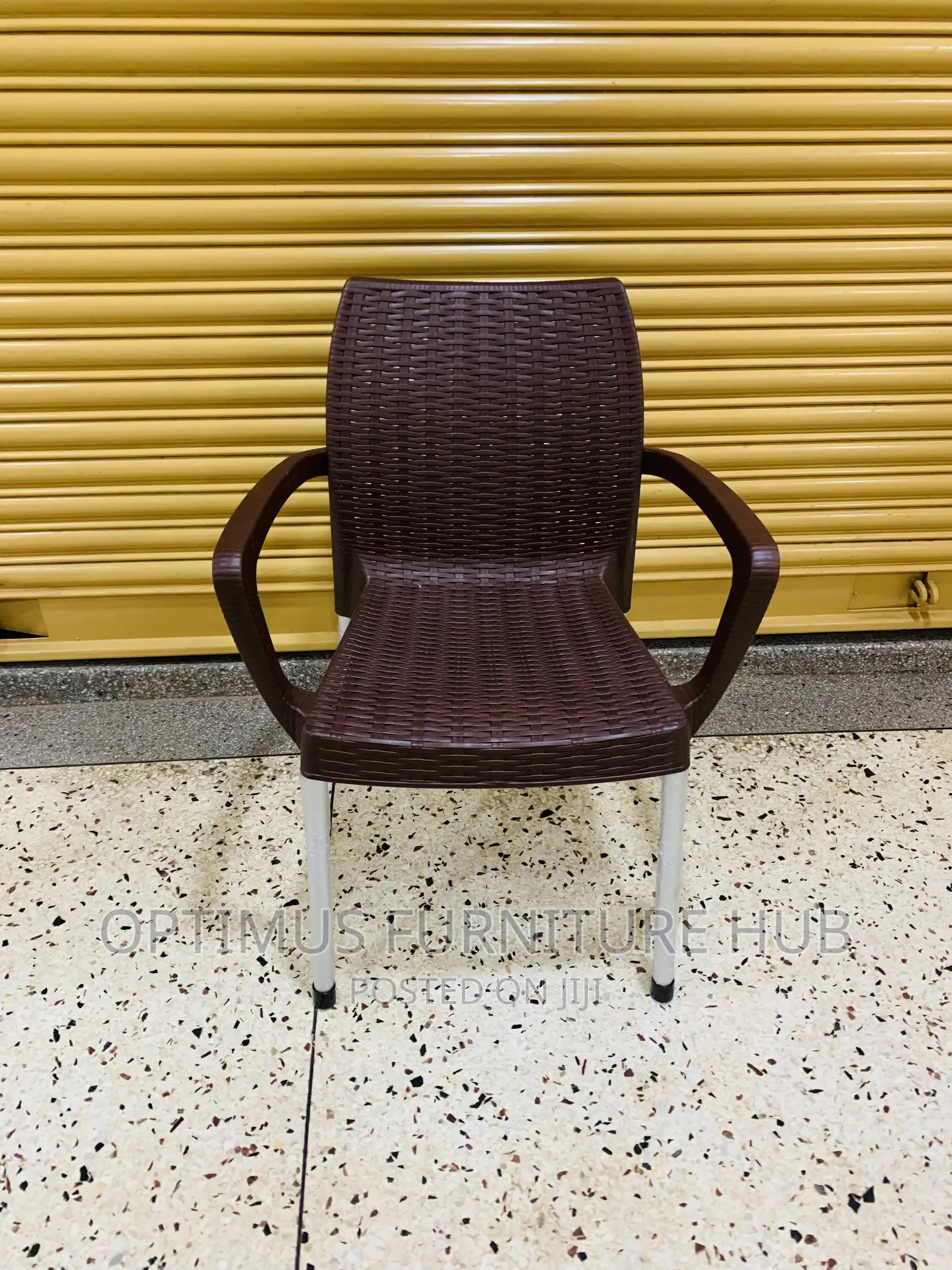 Plastic Chair (Noble, Coffee Brown)