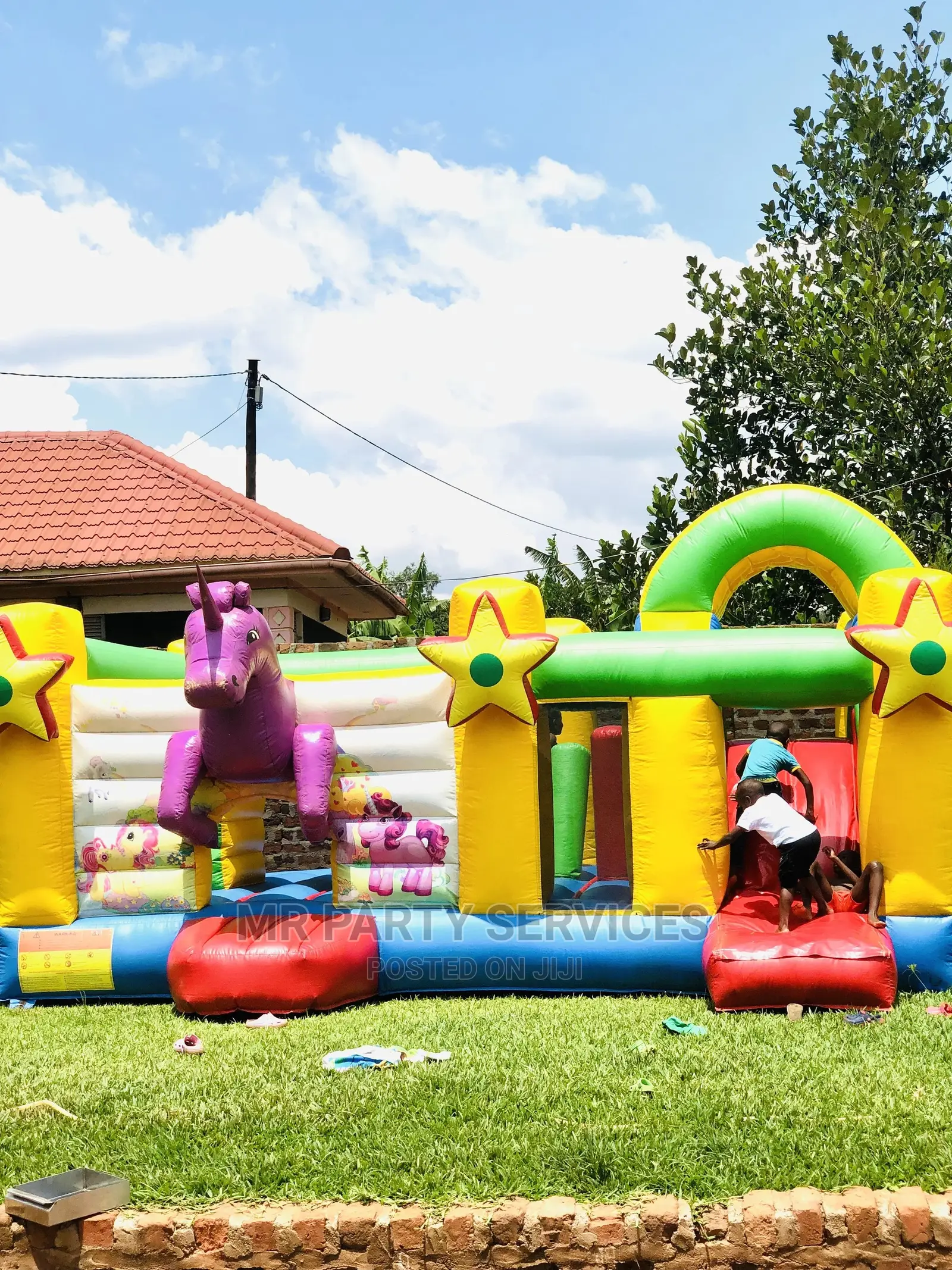 Bouncing Castles,Trampolines And Face Painting For Hire