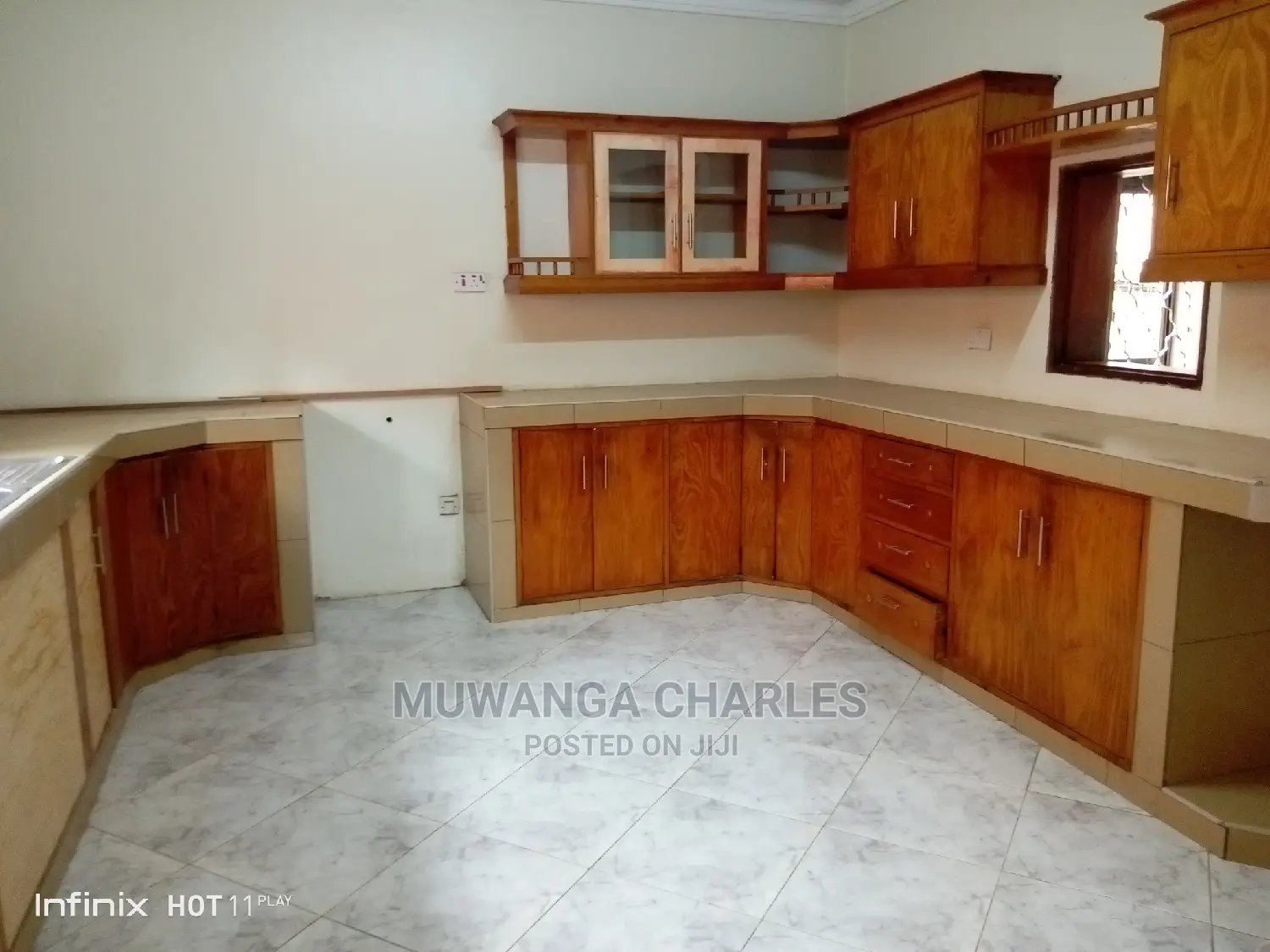 4bdrm Duplex in Fs Properties Ltd, Central Division for Rent