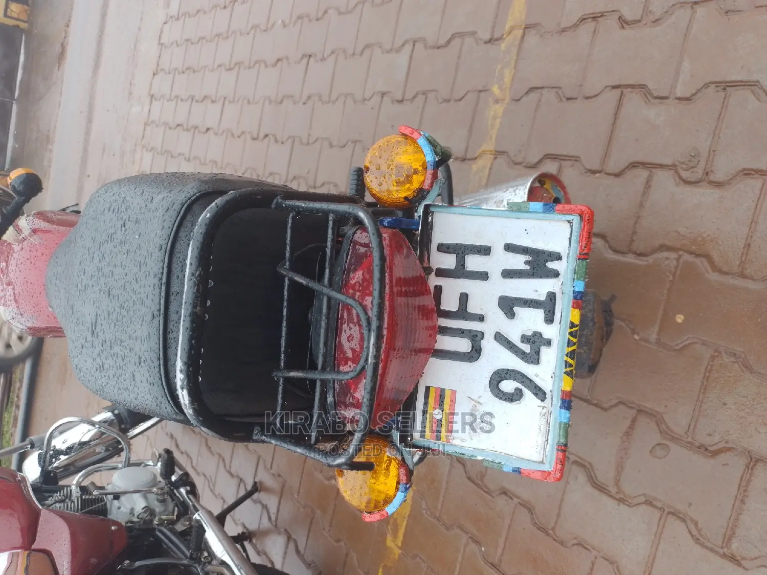 New Bajaj Boxer 2022 Red