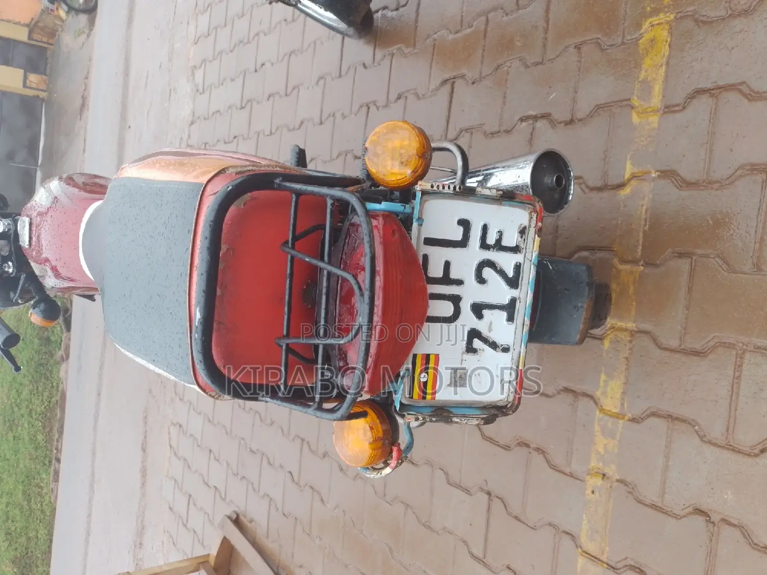 New Bajaj Boxer 2022 Red