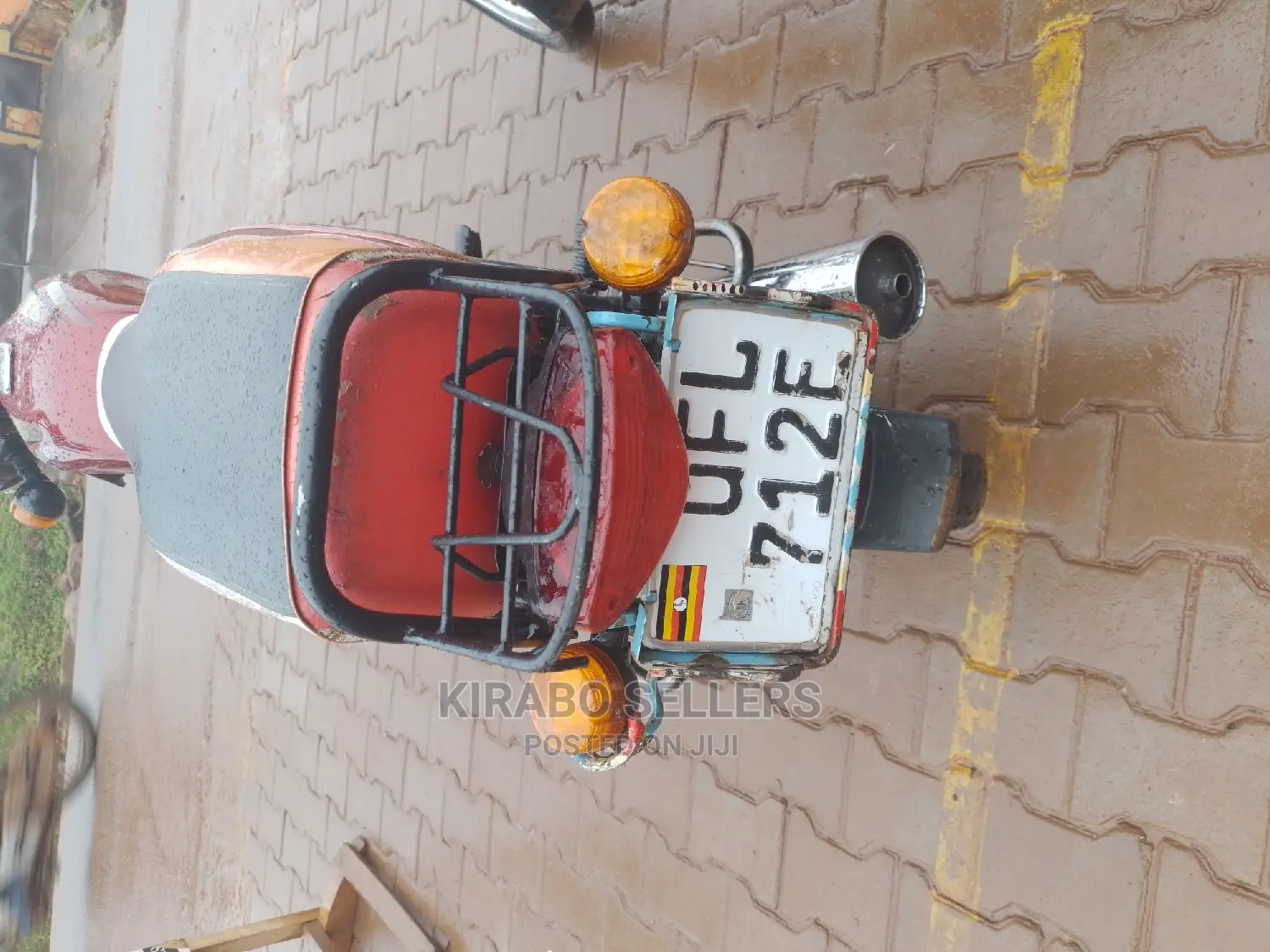 New Bajaj Boxer 2022 Red