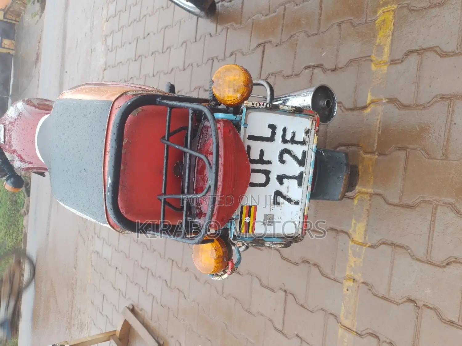 New Bajaj Boxer 2022 Red