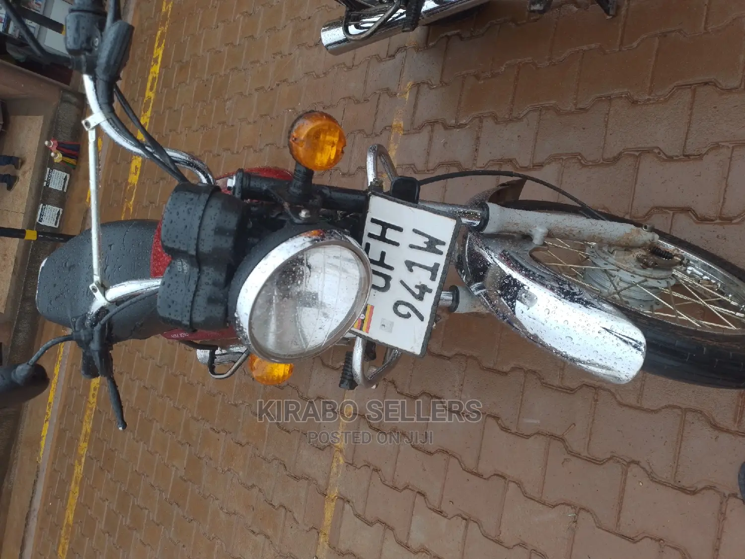 New Bajaj Boxer 2022 Red