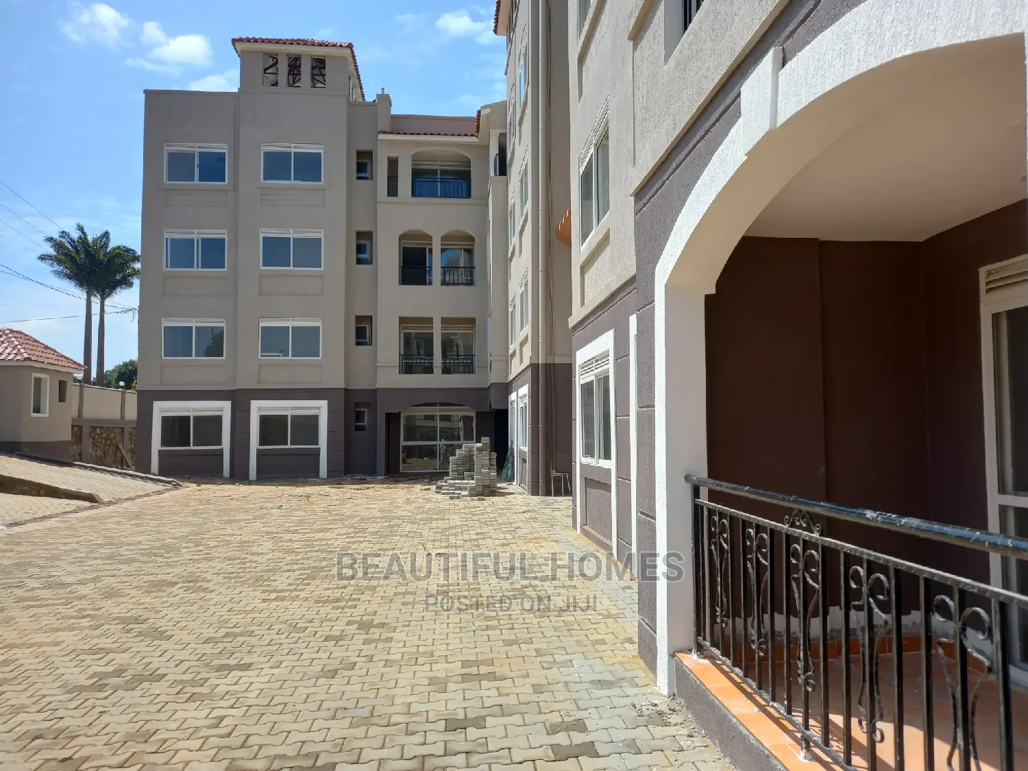 Furnished 3bdrm Condo in Naalya, Central Division for Sale