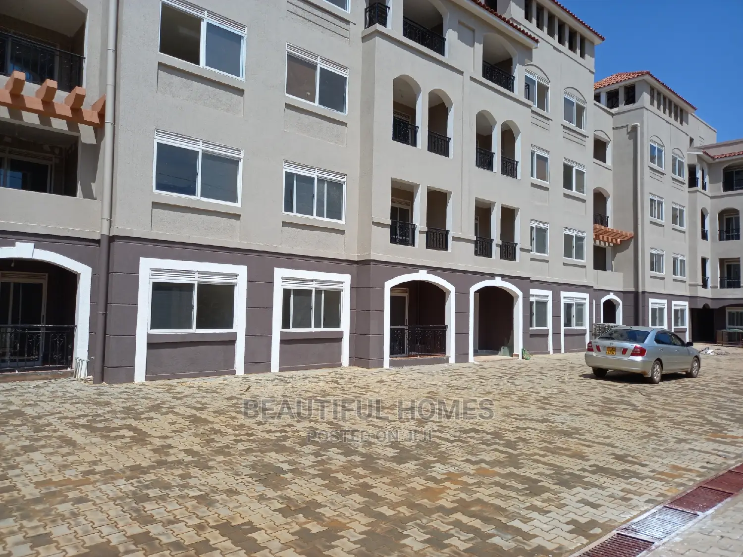 Furnished 3bdrm Apartment in Naalya, Central Division for Sale