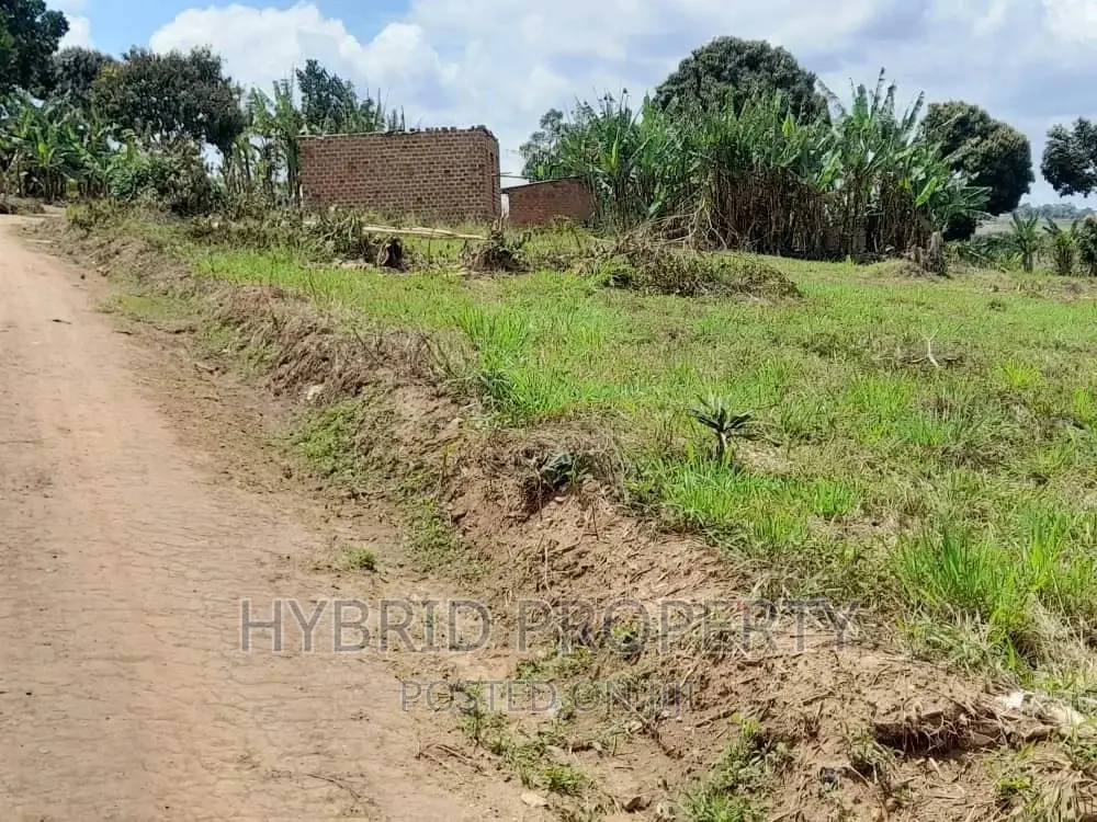 Plots for Sale at Simbamanyo~Kakiri II Land Estate~Hoima Rd