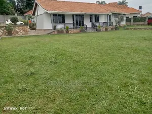 2bdrm House in Fs Properties Ltd, Central Division for Rent