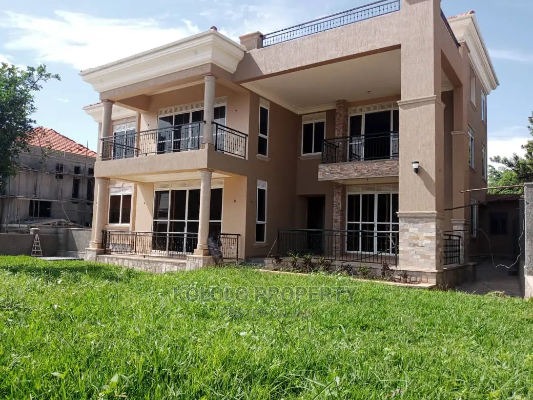 5bdrm Mansion in Munyonyo, Central Division for Sale