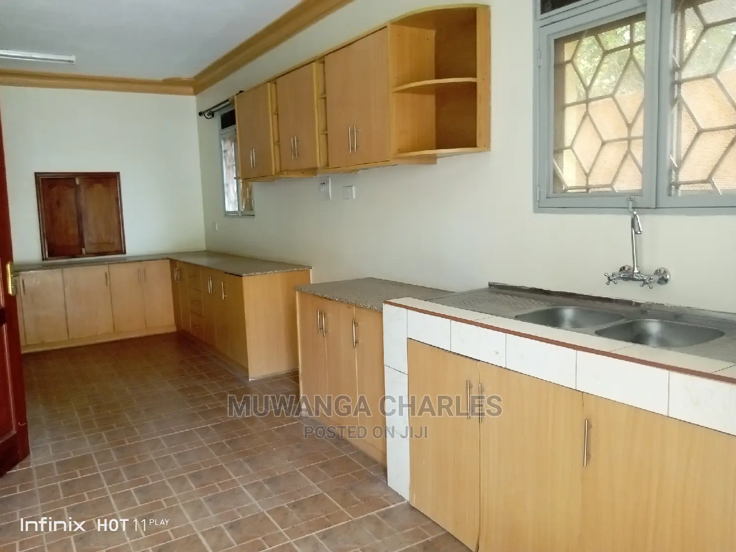 4bdrm Duplex in Fs Properties Ltd, Central Division for Rent