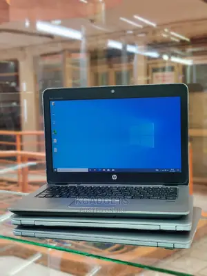 Laptop HP EliteBook 820 G3 4GB Intel Core I3 HDD 500GB
