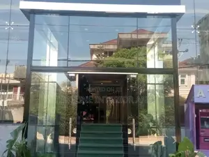 Entrance Glass 10mm Works.