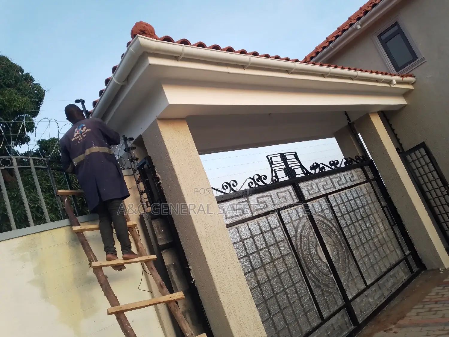 Electric Wire Fencing and Razor Wire Hard Stainless Steel