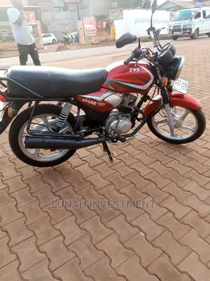 New TVS HLX 125 2022 Red