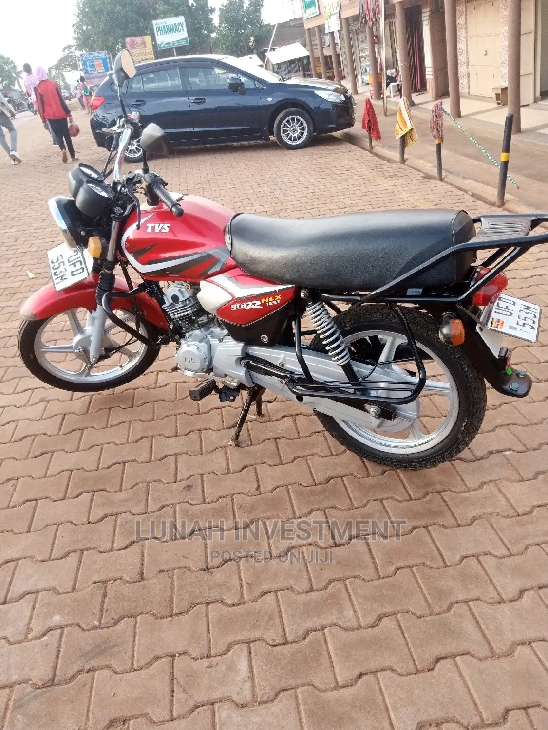 New TVS HLX 125 2022 Red