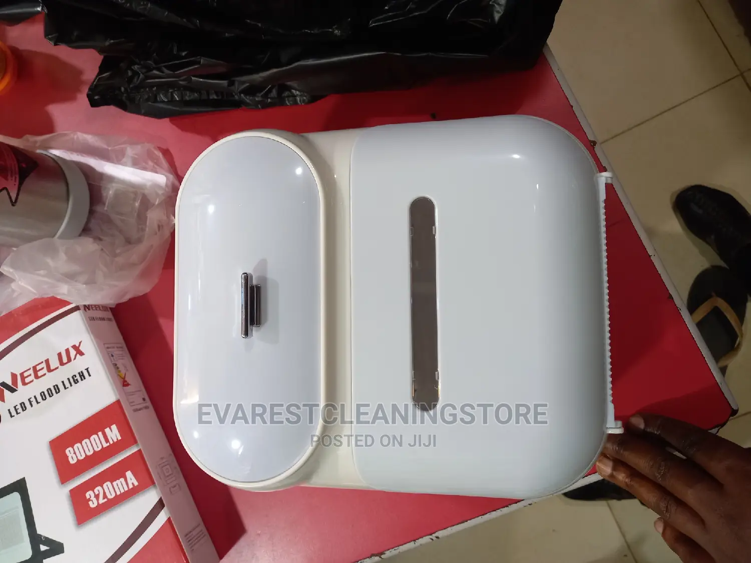 Toilet Tissues Paper Dispenser