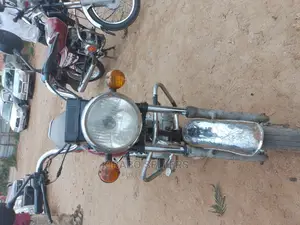 Bajaj Boxer 2013 Red