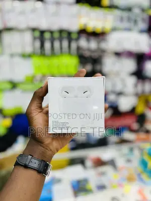 Apple Airpods Pro With Active Noise Cancellation