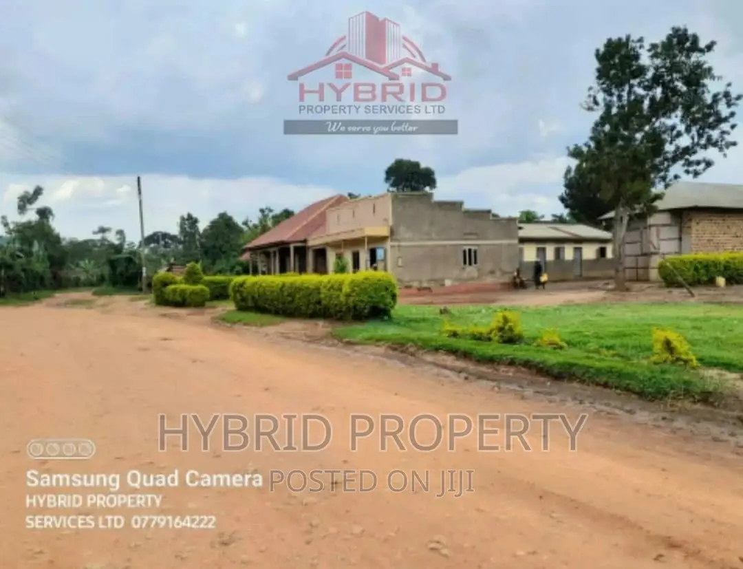 35acres of Land for Sale at Namayumba Kaloke~Hoima Road.