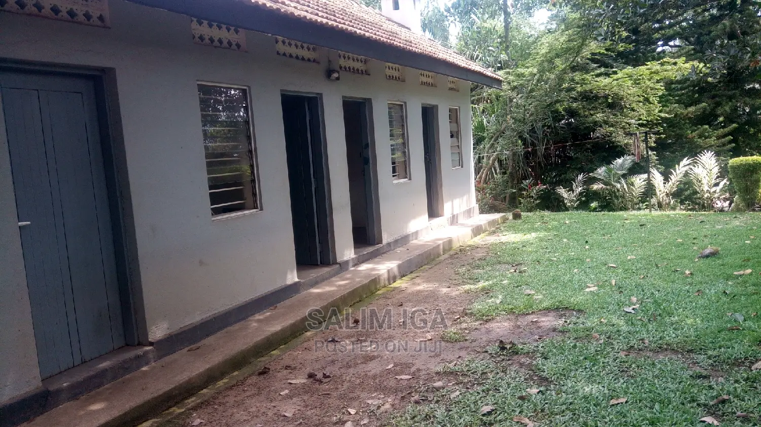 4bdrm Bungalow in Kololo Property, Central Division for Rent