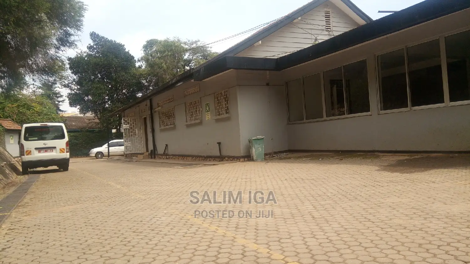 4bdrm Bungalow in Kololo Property, Central Division for Rent