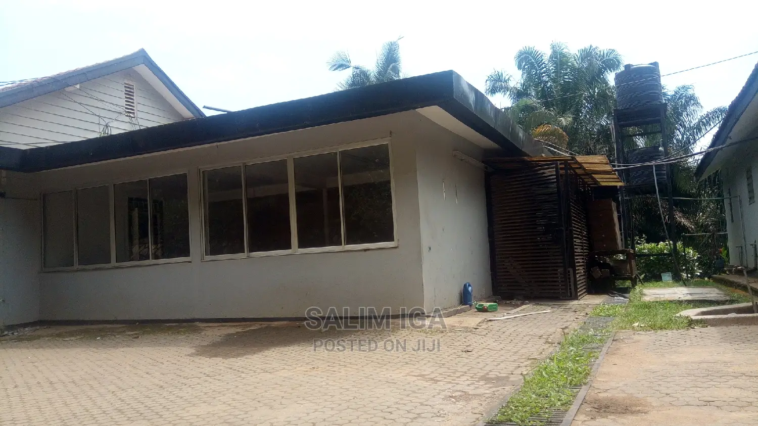 4bdrm Bungalow in Kololo Property, Central Division for Rent