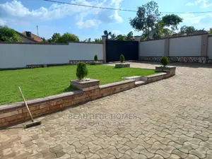 Furnished 4bdrm Bungalow in Kira for Sale