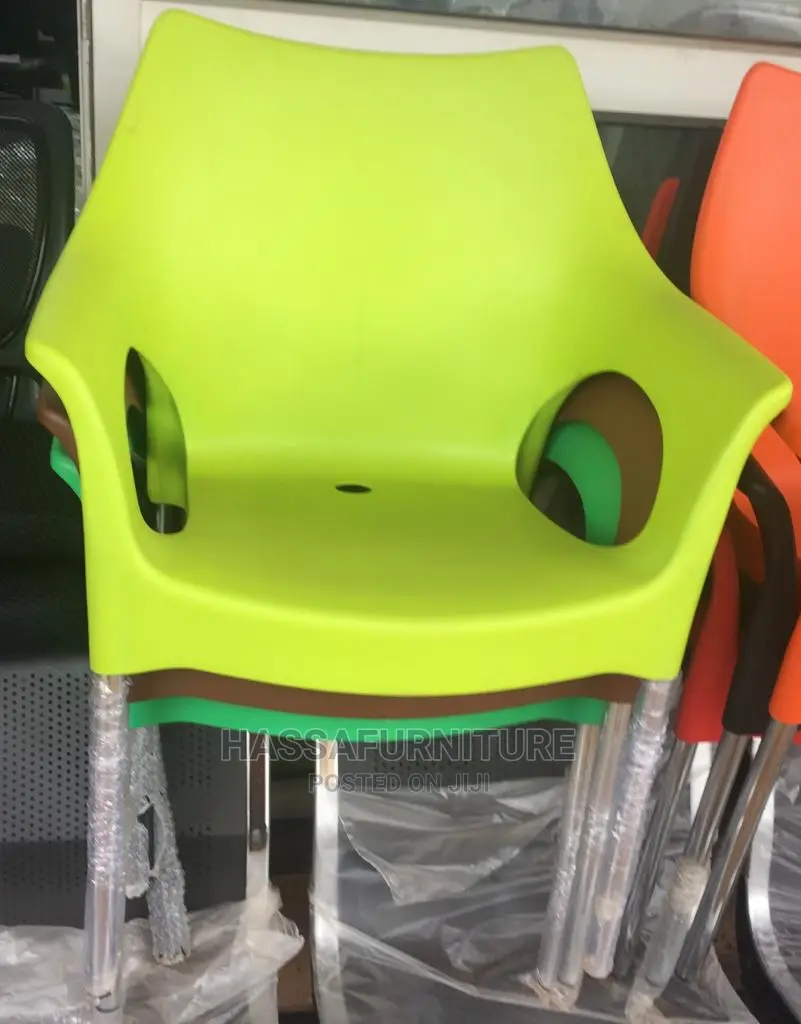 Unique Plastic Chairs