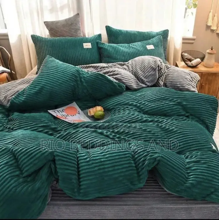 Bed Cover With Four Pieces