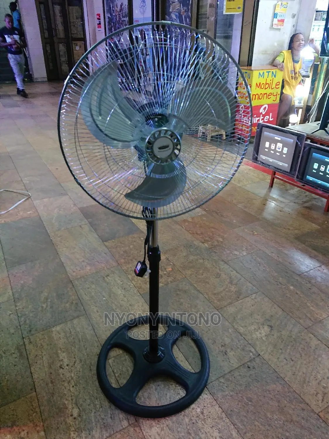 Stand Fan Crown
